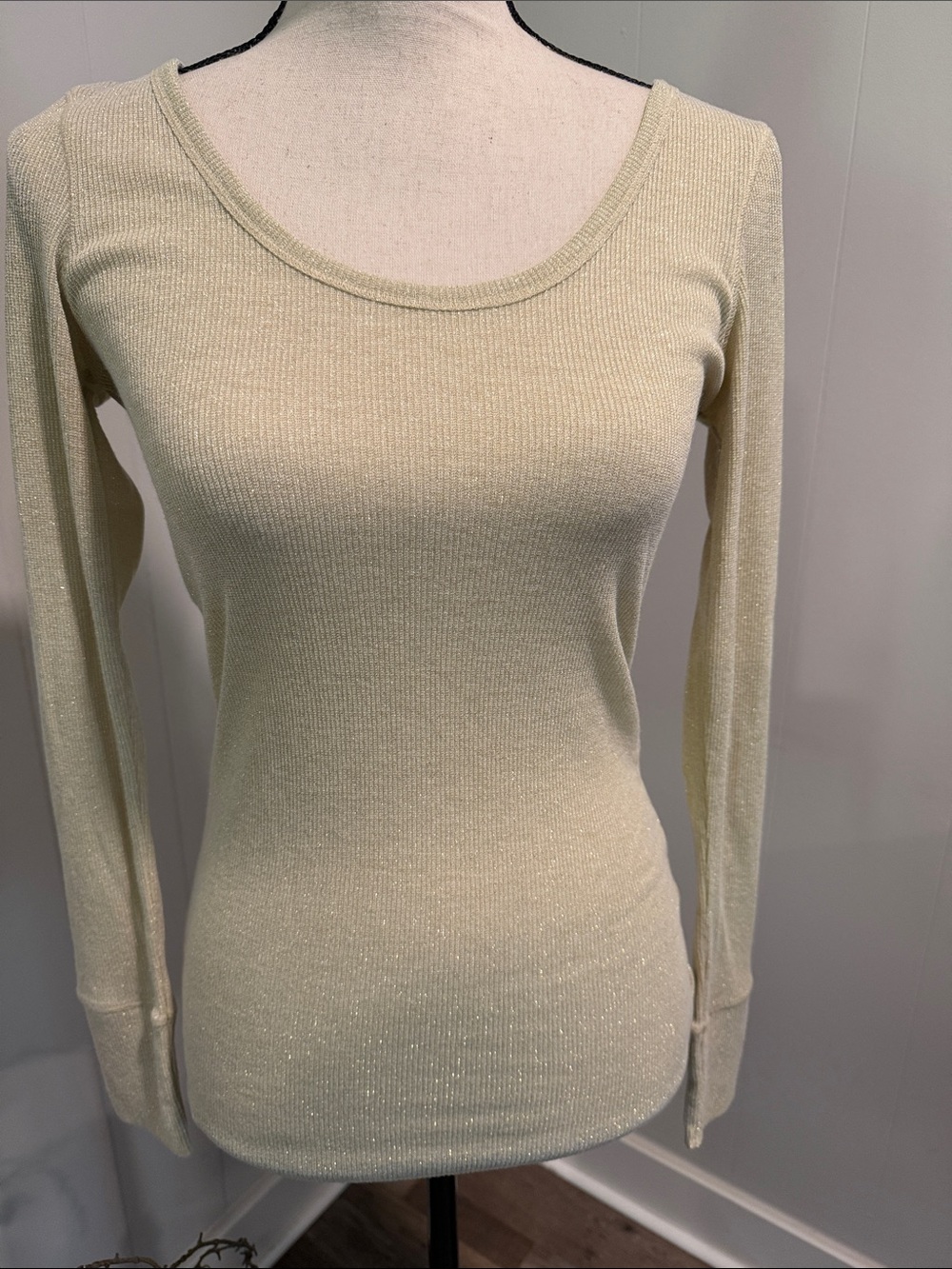 Victoria's Secret Shimmery Scoop Neck Ribbed Sweater in Cream
